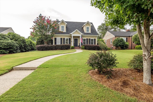707 Hickman Rd, Augusta, GA 30904 - living area featuring stairway, light wood finished floors, a ceiling fan, ornamental molding, and healthy amount of natural light
