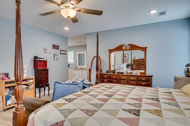 bedroom with ceiling fan