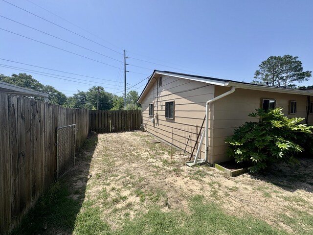 2255 Walden Dr, Augusta, GA 30904 - view of yard with fence