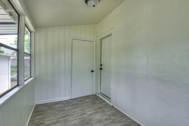 807 Crawford Ave, Augusta, GA 30904 - unfurnished sunroom featuring lofted ceiling