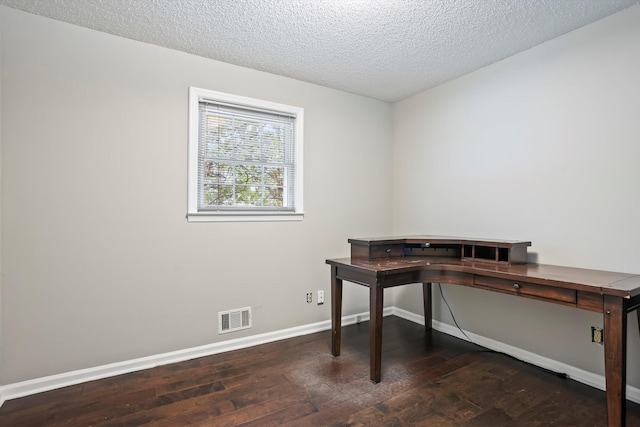 2901 Sussex Rd, Augusta, GA 30904 - unfurnished office featuring wood finished floors, a textured ceiling, and baseboards