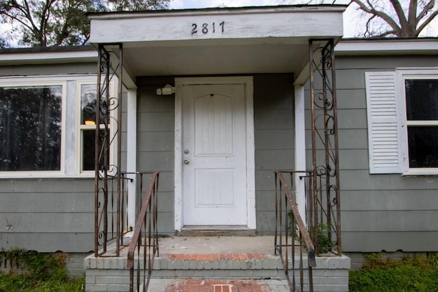 view of entrance to property