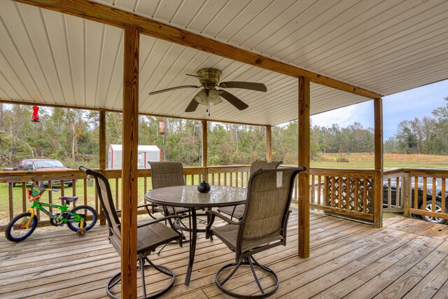 deck featuring ceiling fan