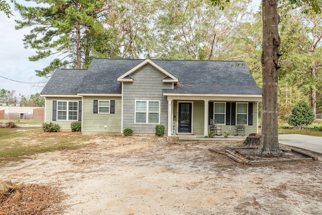 view of front of home featuring a porch