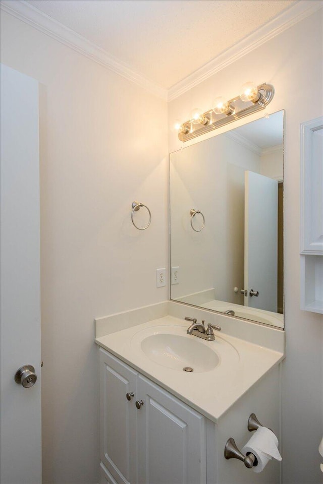 327 Joshua Tree Dr, Martinez, GA 30907 - half bath featuring vanity and crown molding