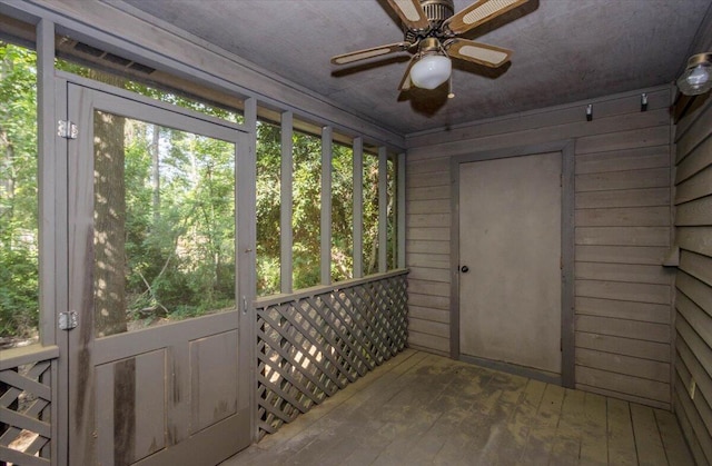 327 Joshua Tree Dr, Martinez, GA 30907 - unfurnished sunroom featuring a ceiling fan and plenty of natural light