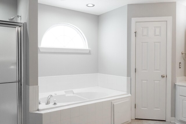 724 Avrett Cir, Evans, GA 30809 - bathroom featuring a garden tub and vanity