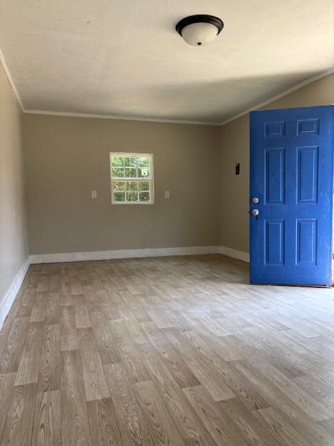 2060 Morning Dr, Augusta, GA 30906 - foyer entrance featuring wood finished floors, ornamental molding, and baseboards