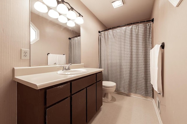 50 Bluff Pointe Way, Aiken, SC 29803 - full bath with toilet, vanity, and curtained shower