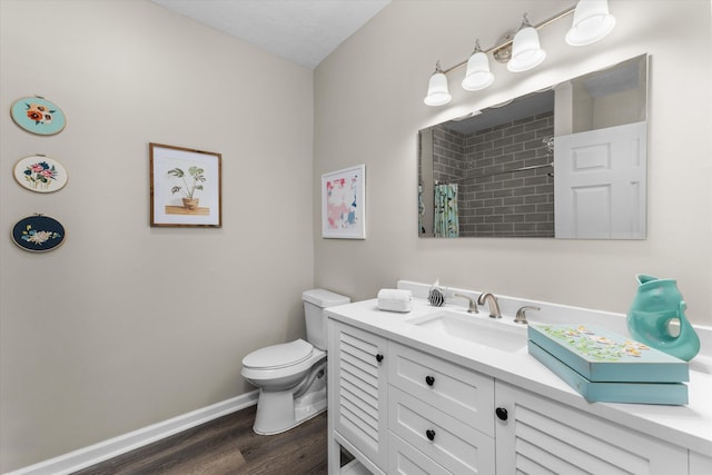 full bathroom featuring vanity, wood finished floors, toilet, baseboards, and a shower with curtain