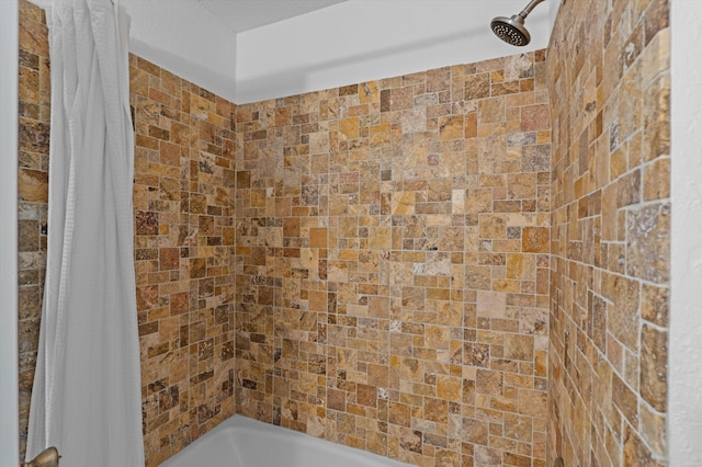 922 Windmill Ln, Evans, GA 30809 - bathroom with shower / bathtub combination with curtain