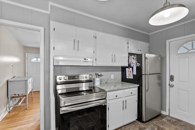 2872 Ga Highway 102, Wrens, GA 30833 - kitchen featuring pendant lighting, white cabinetry, stainless steel appliances, and ornamental molding