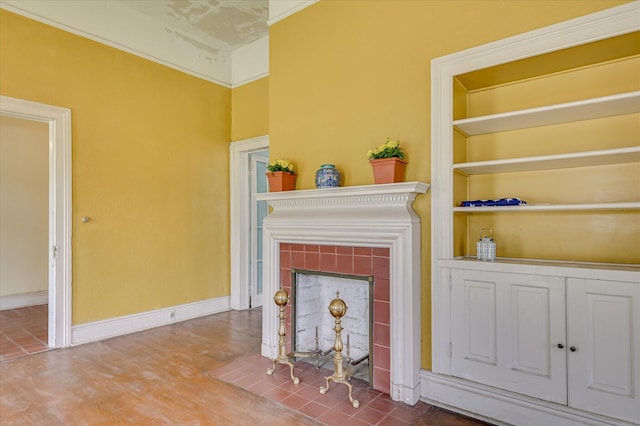 818 Academy Ave, Waynesboro, GA 30830 - living area with built in shelves and a tiled fireplace