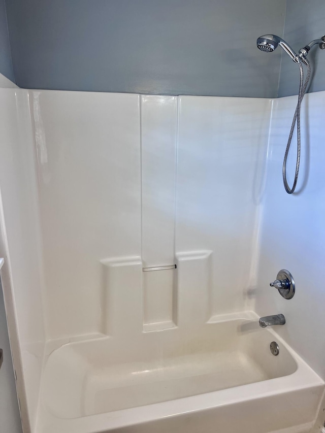 bathroom featuring shower / bath combination
