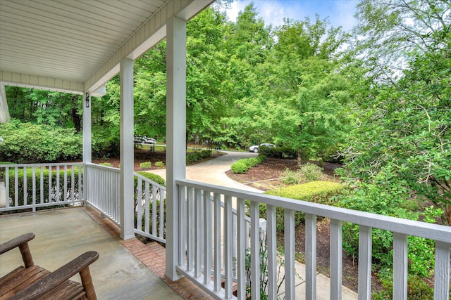 160 Crescent Dr, Mccormick, SC 29835 - view of covered porch
