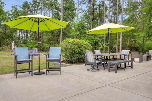 view of patio with outdoor dining space