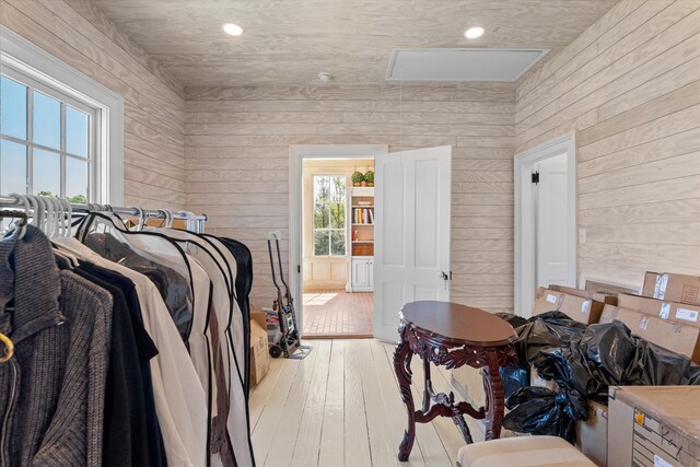 946 Milledge Rd, Augusta, GA 30904 - walk in closet with wood-type flooring