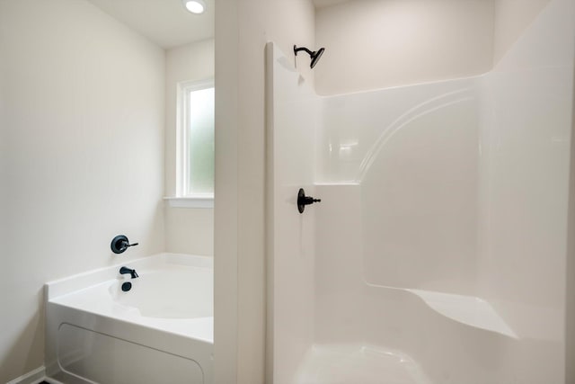 1962 Bunting Dr, North Augusta, SC 29841 - full bath featuring a garden tub and a shower