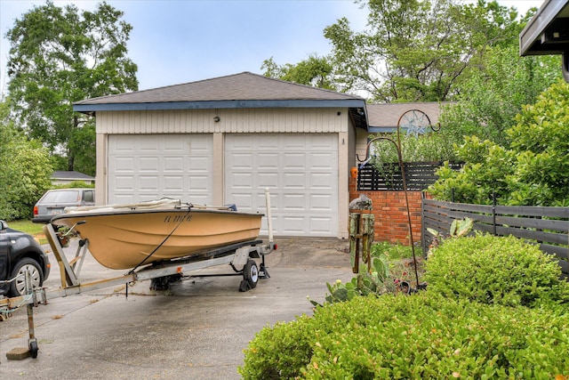 4056 Burning Tree Ln, Augusta, GA 30906 - garage with fence