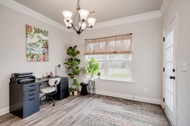 office area with wood-type flooring, crown molding, and a chandelier