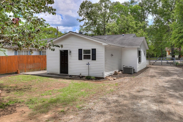 120 Stone St, Harlem, GA 30814 - rear view of house featuring a shingled roof