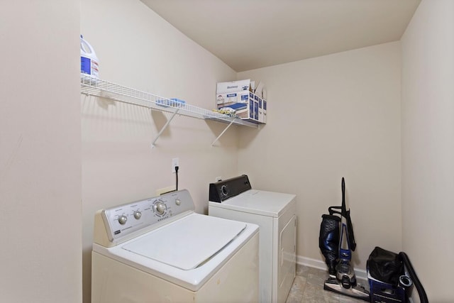 108 Sims Ct, Augusta, GA 30909 - washroom featuring washer and clothes dryer and baseboards