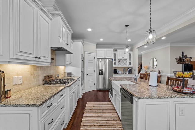 1206 Arcilla Pt, Martinez, GA 30907 - kitchen featuring stainless steel appliances, a sink, white cabinets, recessed lighting, and tasteful backsplash