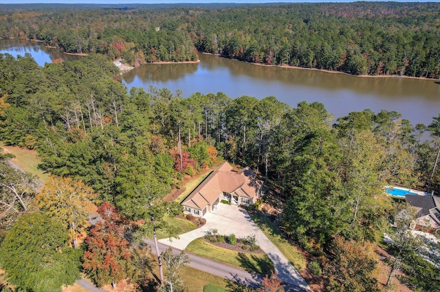 106 Bereau Dr, Mccormick, SC 29835 - aerial view of property and surrounding area with a forest and a large body of water