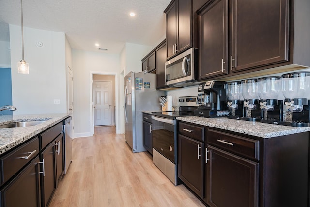 621 Abode Ave, Hinesville, GA 31313