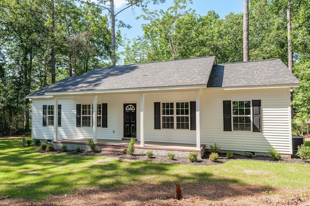 502 Shadowmoor Ct, Thomson, GA 30824 - ranch-style house with a front lawn, roof with shingles, and a porch