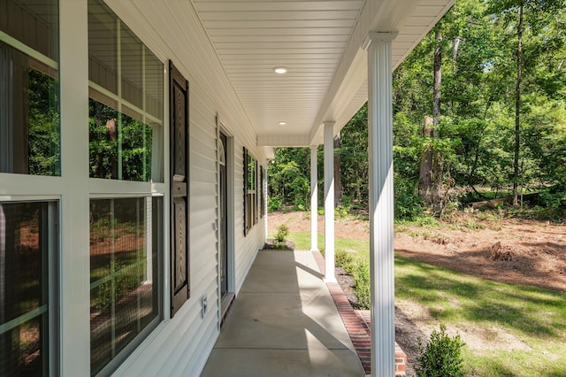 502 Shadowmoor Ct, Thomson, GA 30824 - view of porch
