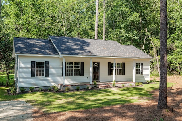 502 Shadowmoor Ct, Thomson, GA 30824 - view of front of home featuring roof with shingles, covered porch, a front lawn, and crawl space