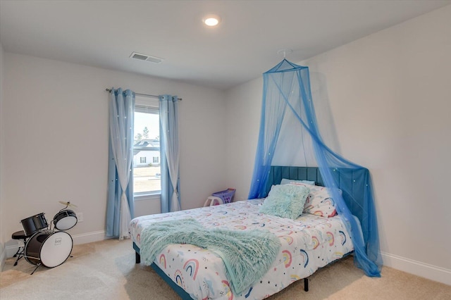 bedroom featuring carpet flooring