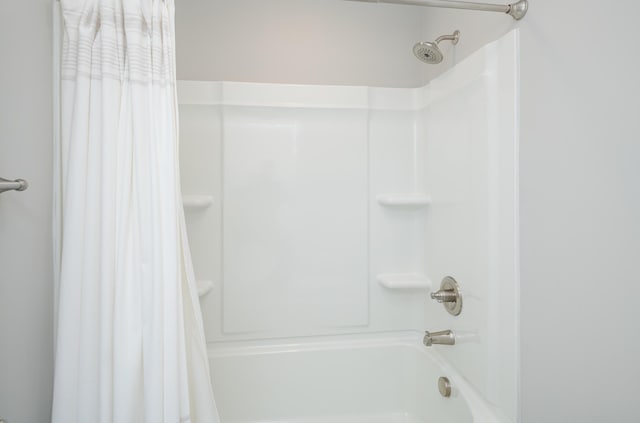 6047 Bakerville Ln, North Augusta, SC 29860 - full bath with shower / bath combination with curtain