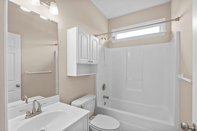 703 Talon Ct, Evans, GA 30809 - full bath with toilet, vanity, and bathtub / shower combination