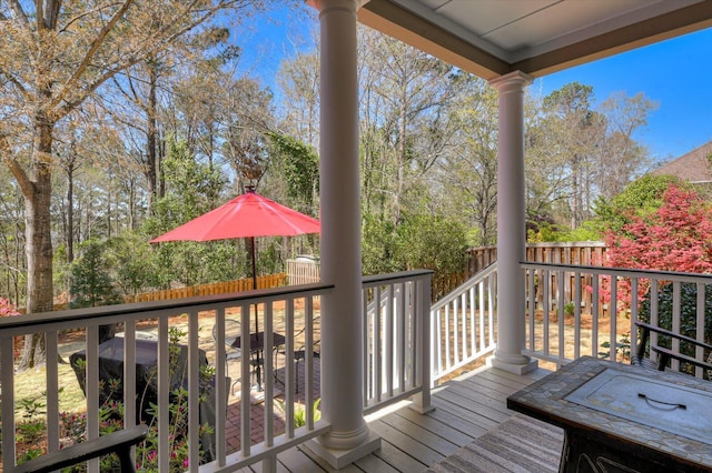 909 Nerium Trl, Evans, GA 30809 - deck featuring fence