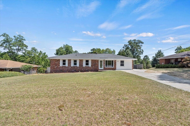 ranch-style house with a front yard