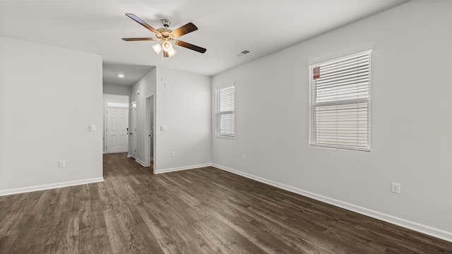 walk in closet featuring carpet flooring