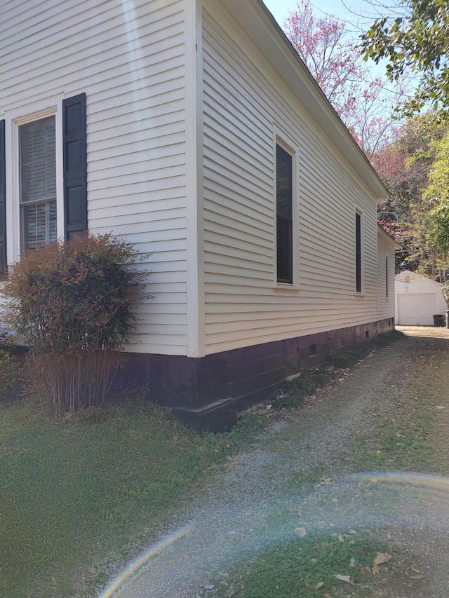 206 S Alexander Ave, Washington, GA 30673 - view of side of home with crawl space