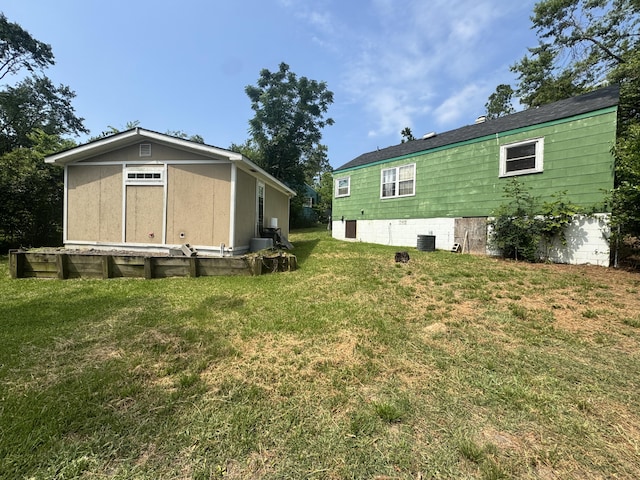 2916 Whistler Ln, Augusta, GA 30906 - back of house featuring a yard and a garage