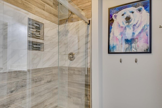 649 Bent Creek Dr, Evans, GA 30809 - full bathroom featuring a stall shower