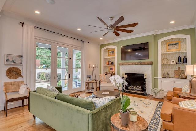 704 Summergate Ct, Augusta, GA 30909 - living room featuring a ceiling fan, crown molding, a fireplace, light wood-style floors, and recessed lighting