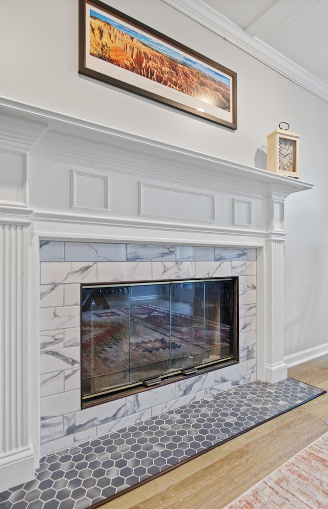 534 Creekridge Rd, Aiken, SC 29803 - detailed view of ornamental molding, a premium fireplace, and wood finished floors