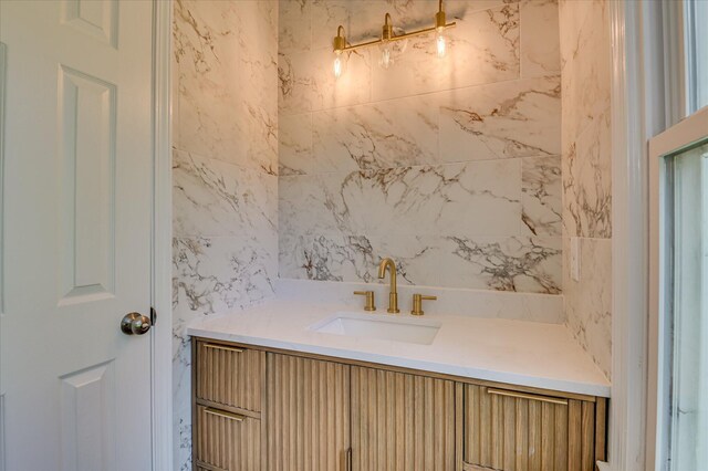 4 Shadowmoor Ct, North Augusta, SC 29841 - bathroom with vanity