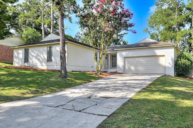 715 Gentlewind Ln, Martinez, GA 30907 - ranch-style house featuring driveway, a front lawn, and a garage