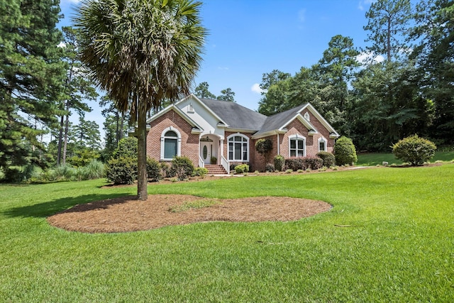 view of front of property with a front yard