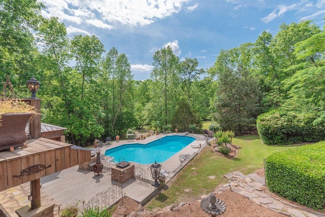 3287 Surrey Rd, Thomson, GA 30824 - view of swimming pool featuring a yard, a fenced in pool, and a patio area