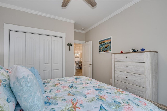 248 Amelia Dr, Mccormick, SC 29835 - bedroom with a closet, ceiling fan, and ornamental molding