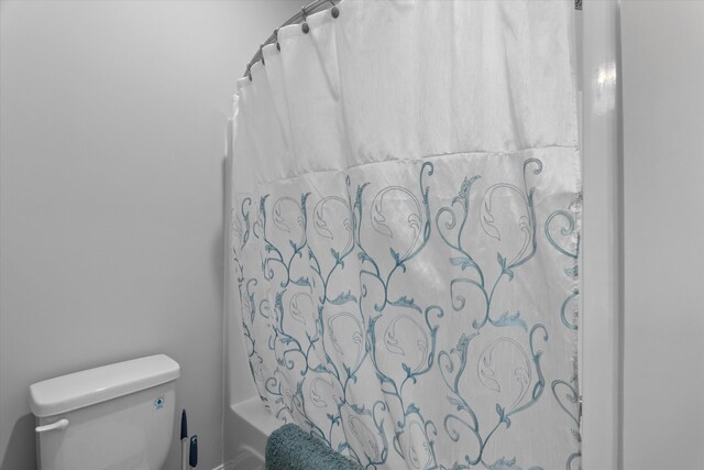 3540 Hilltop Trl, Evans, GA 30809 - full bath with toilet and shower / tub combo