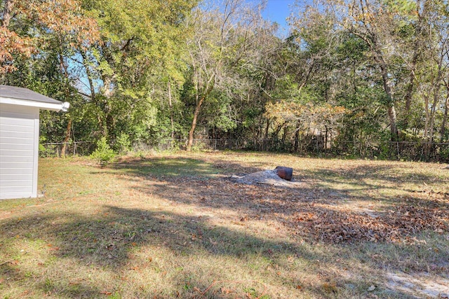 view of yard featuring fence